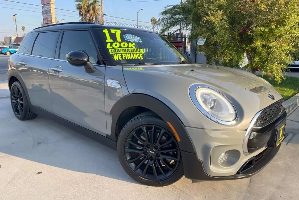 2017 Mini Clubman Base S photo 1