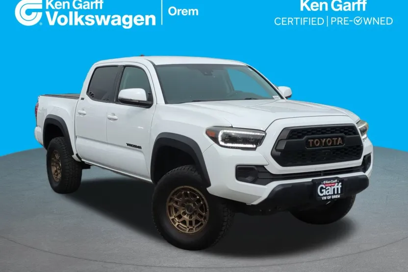 2023 Toyota Tacoma Trail Edition Double Cab V6 photo 1