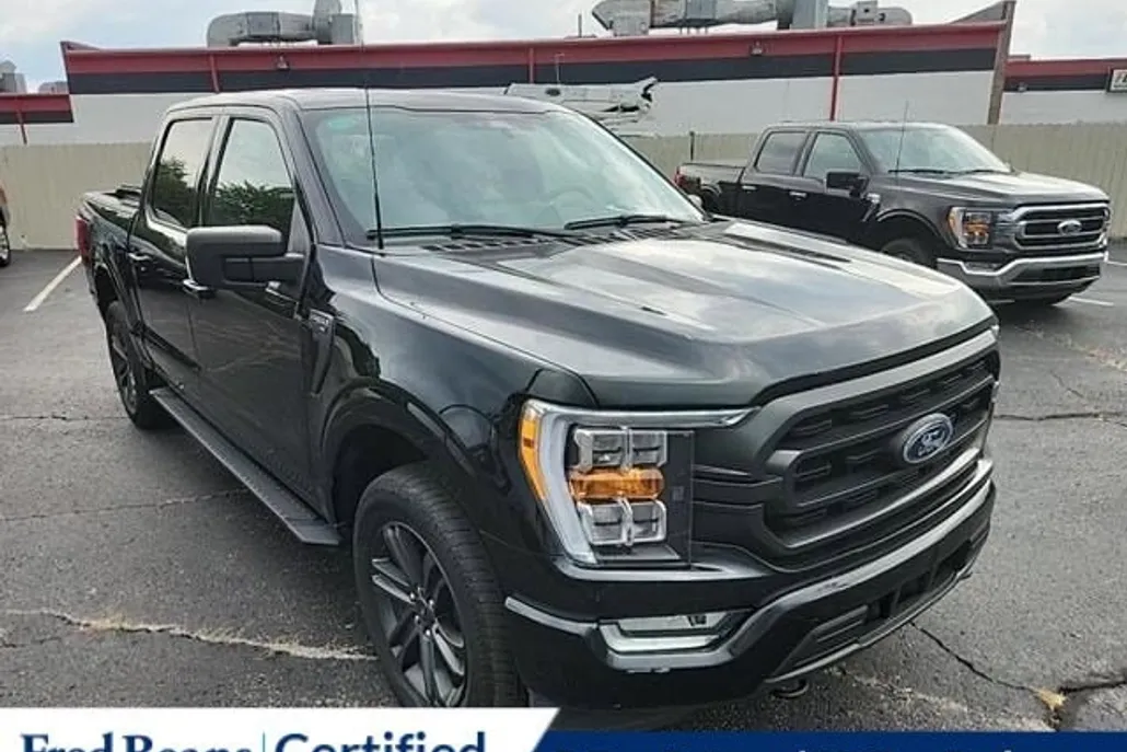 2023 Ford F-150 XLT photo 1