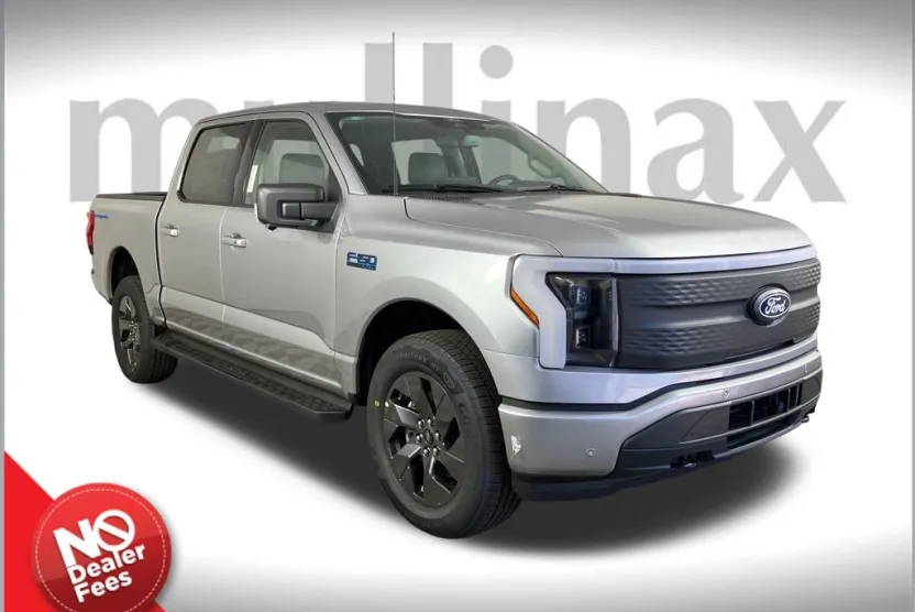 2025 Ford F-150 Lightning XLT photo 1