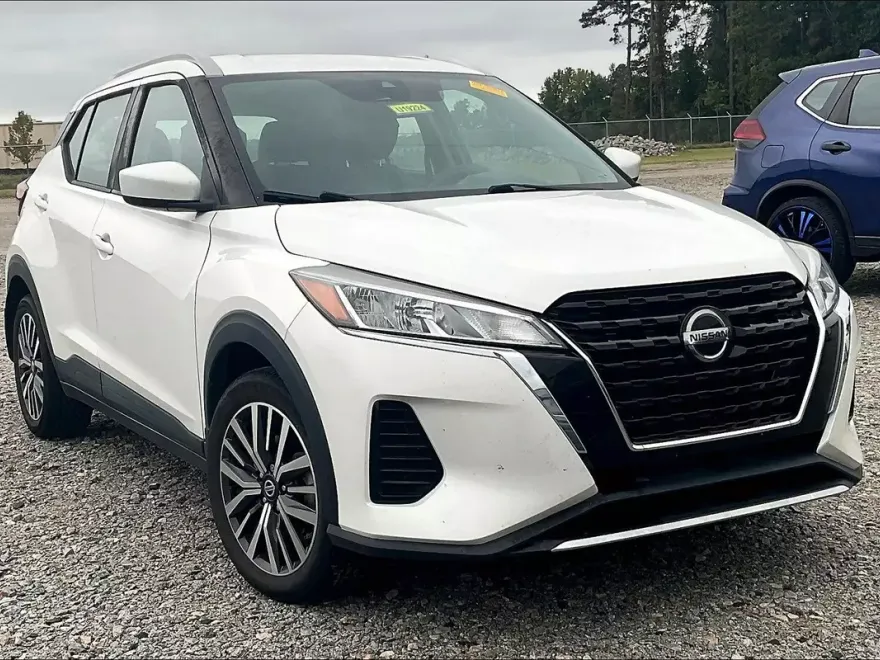 2021 Nissan Kicks SV photo 1