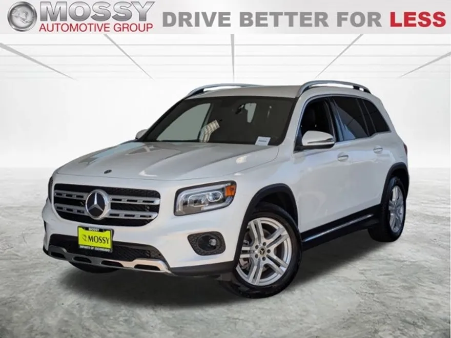 2023 Mercedes Benz GLB 250 photo 1