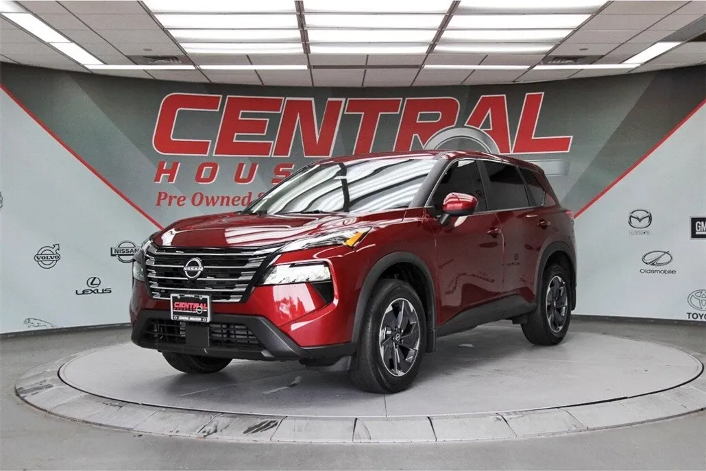 2026 Nissan Rogue SV photo 1