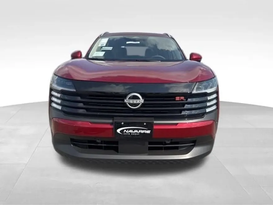 2025 Nissan Kicks SR photo 1