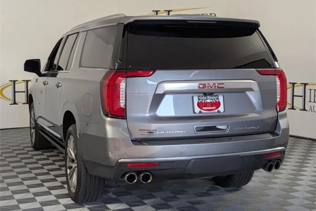 2022 Gmc Yukon XL Denali photo 1