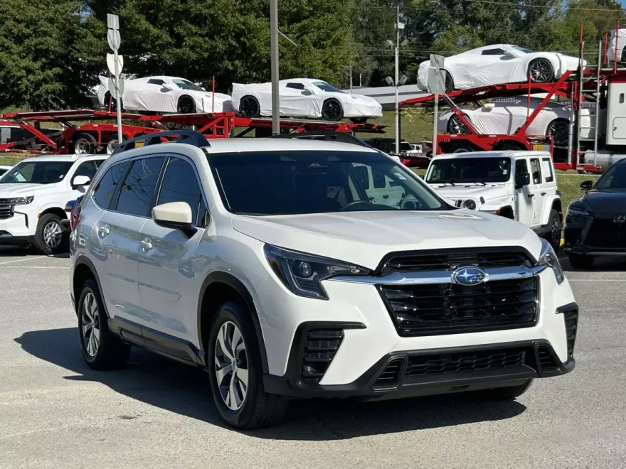 2024 Subaru Ascent Premium photo 1
