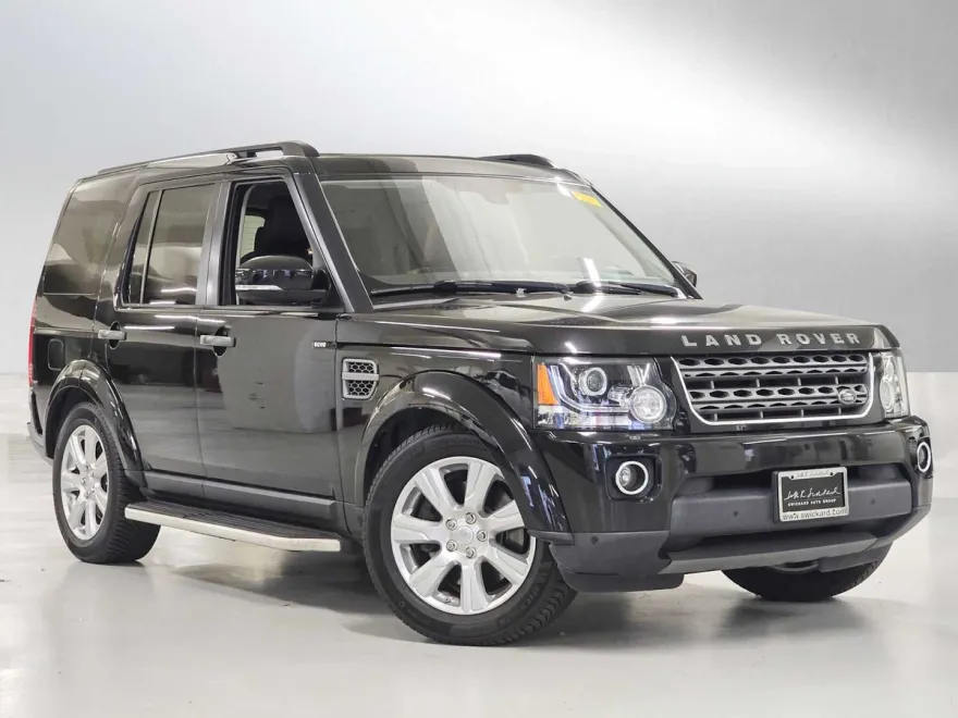 2016 Land Rover LR4 HSE photo 1