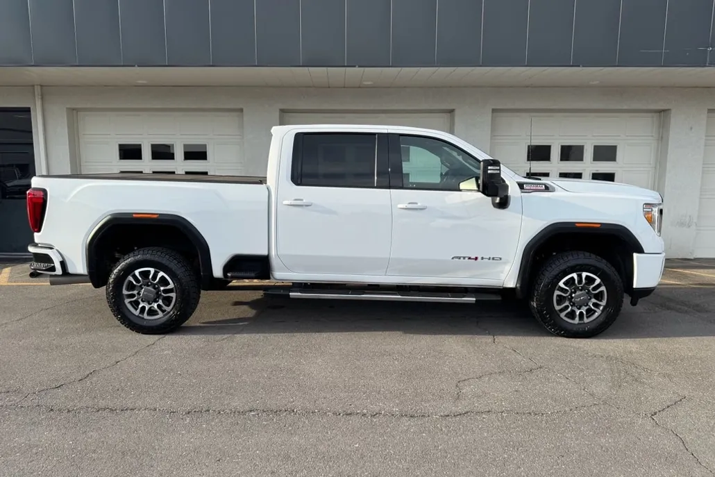2023 Gmc Sierra 3500 HD AT4 photo 1