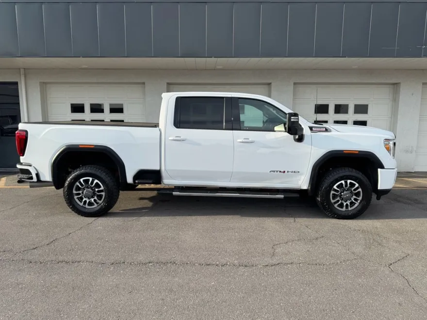 2023 Gmc Sierra 3500 HD AT4 photo 1