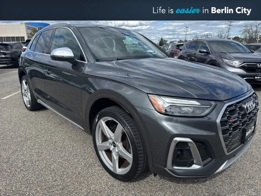 2022 Audi SQ5 Premium photo 1