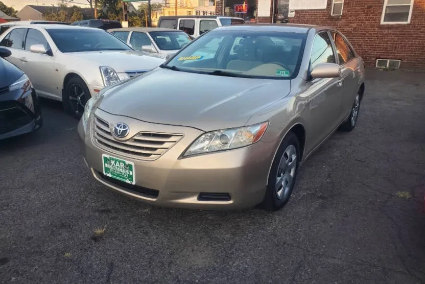 2007 Toyota Camry CE photo 1