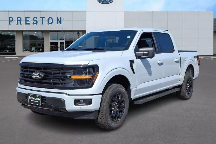 2025 Ford F-150 XLT photo 1