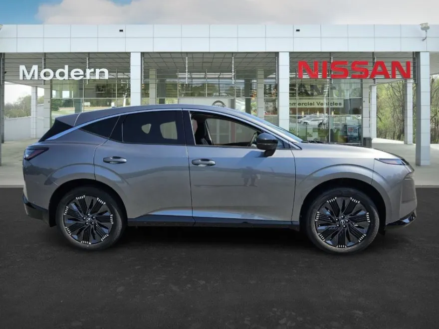 2025 Nissan Murano Platinum photo 1