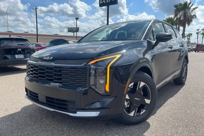 2026 Kia Sportage LX photo 1