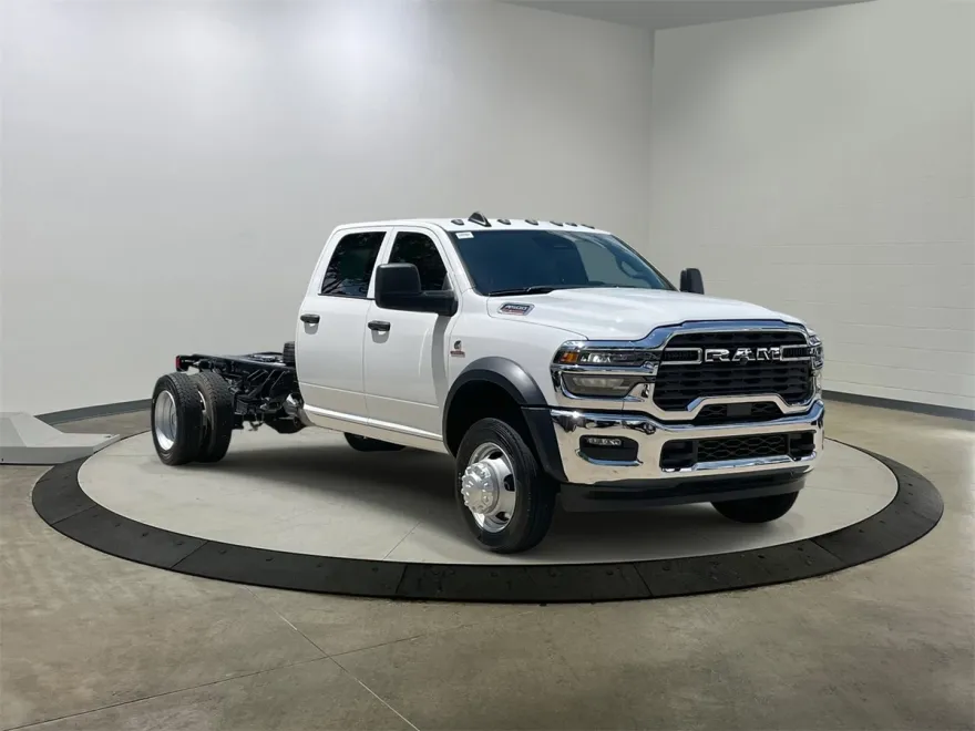 2025 Ram 4500 Tradesman photo 1