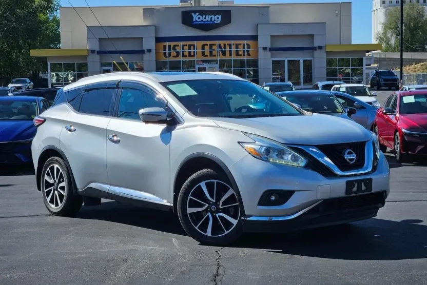 2017 Nissan Murano SL photo 1