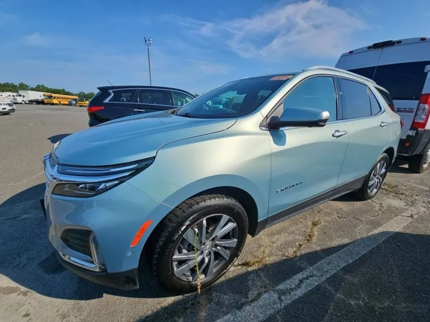 2022 Chevrolet Equinox Premier photo 1
