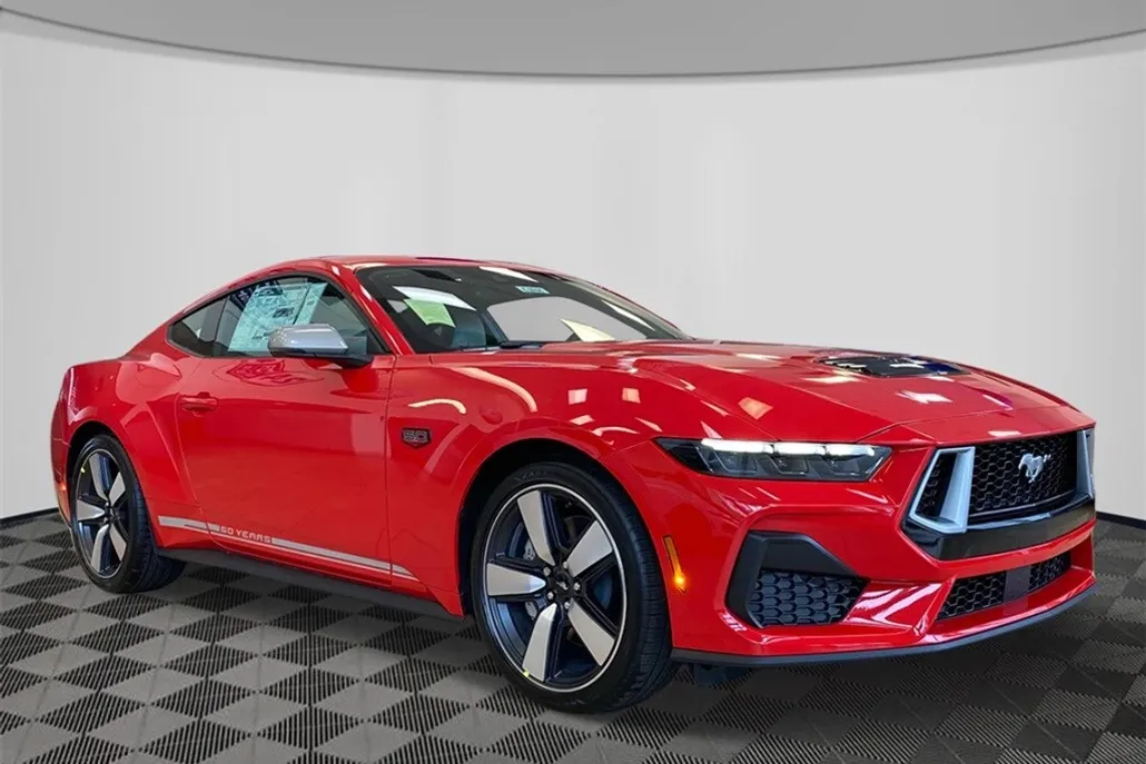 2025 Ford Mustang GT Premium photo 1