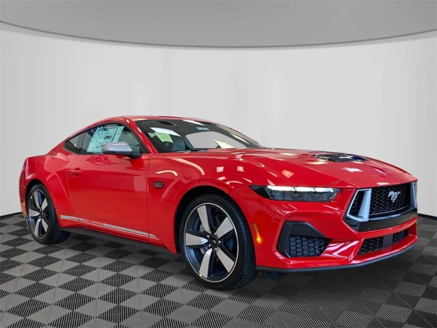 2025 Ford Mustang GT Premium photo 1