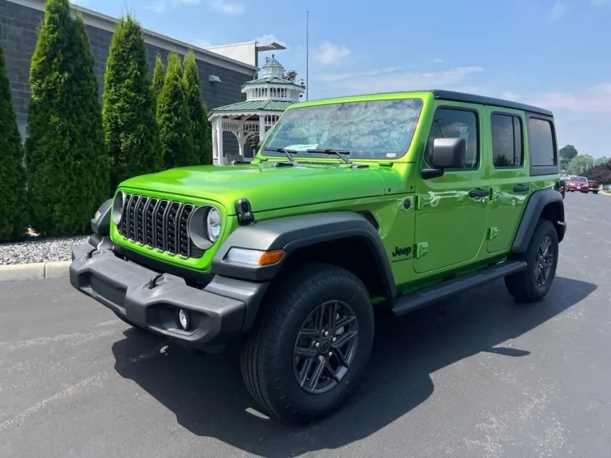2025 Jeep Wrangler Sport S photo 1