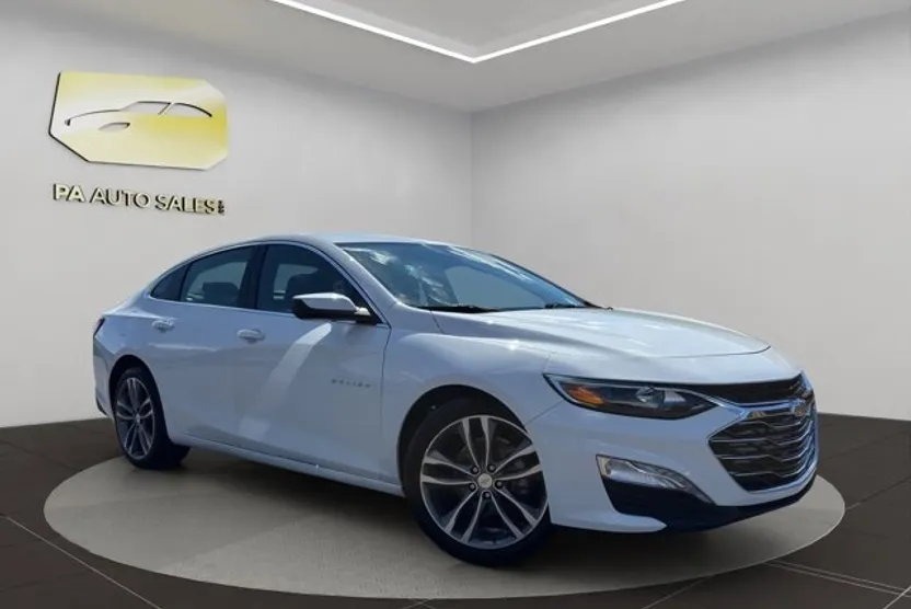 2022 Chevrolet Malibu 1LT photo 1