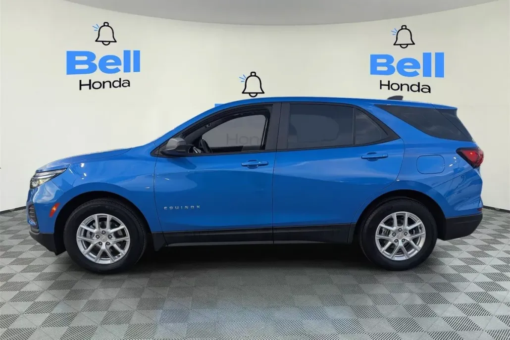 2024 Chevrolet Equinox LS photo 1