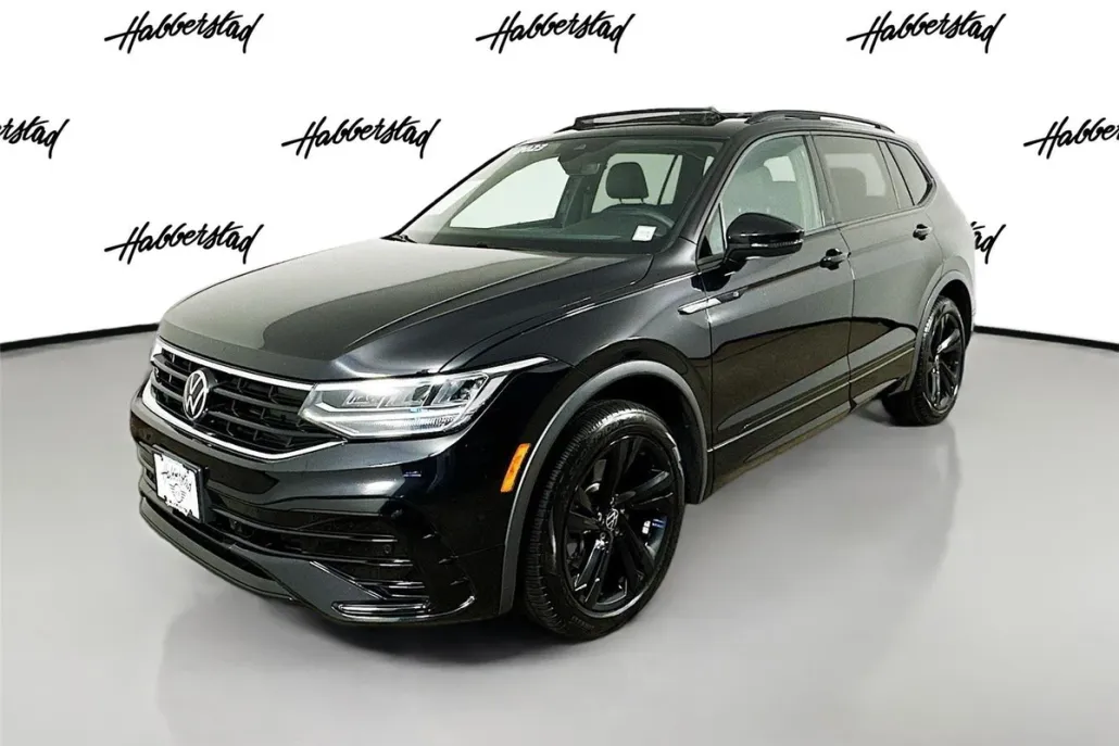 2023 Volkswagen Tiguan SE R-Line Black photo 1