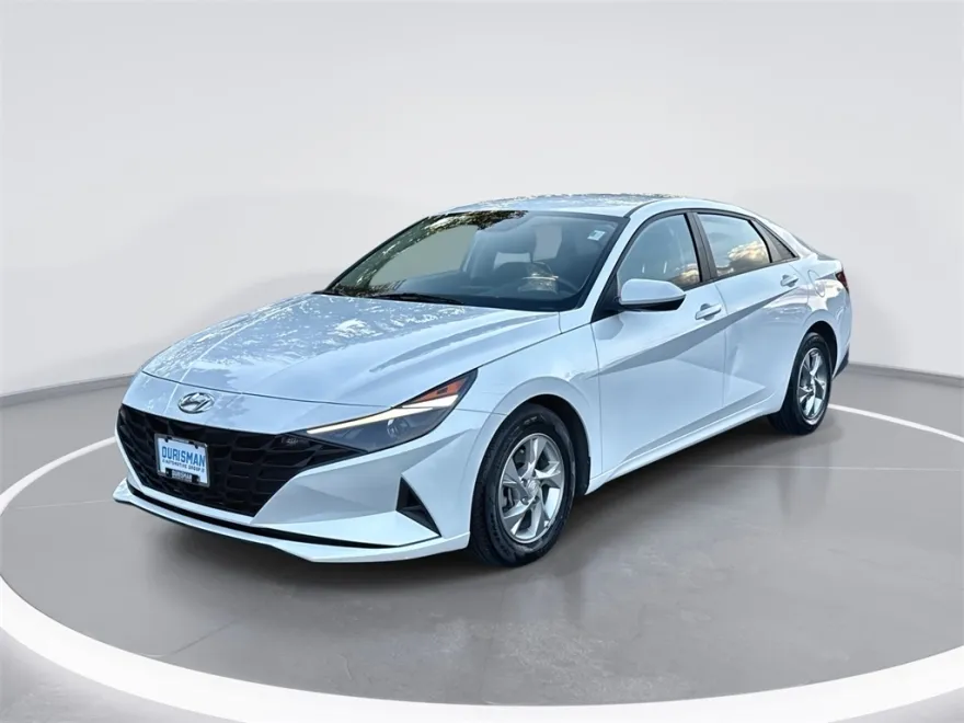 2021 Hyundai Elantra SE photo 1