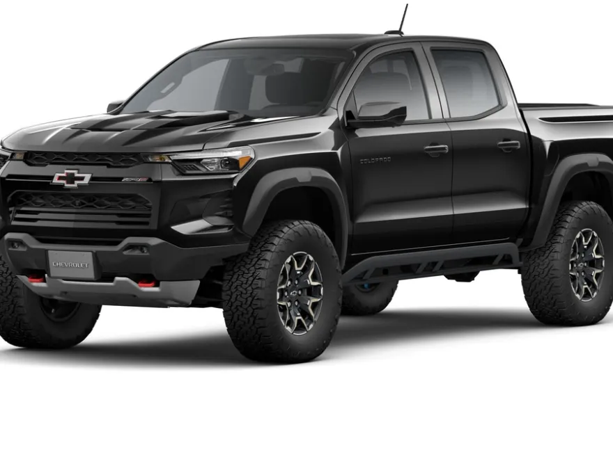 2025 Chevrolet Colorado ZR2 photo 3