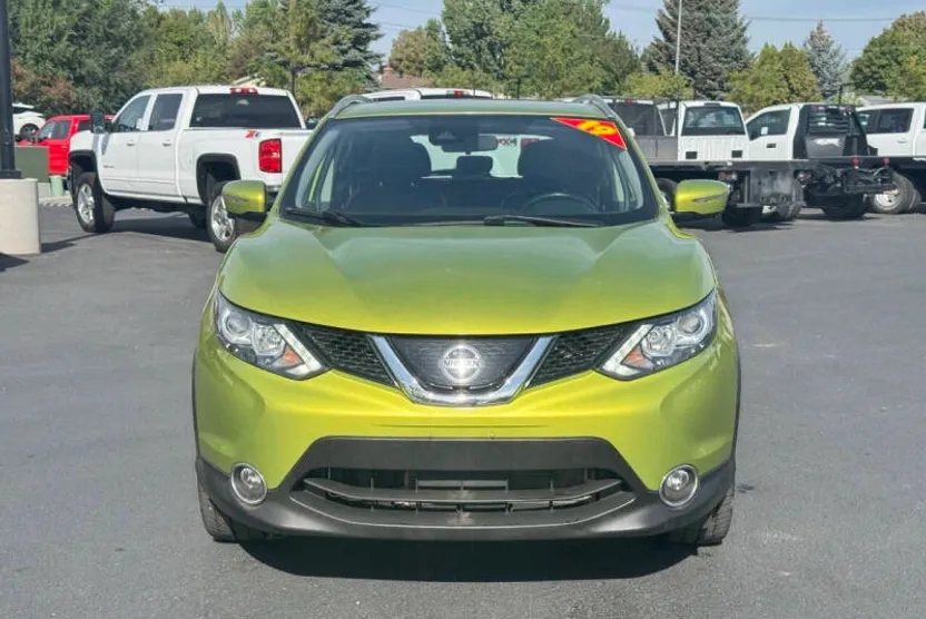 2019 Nissan Rogue Sport SL photo 1