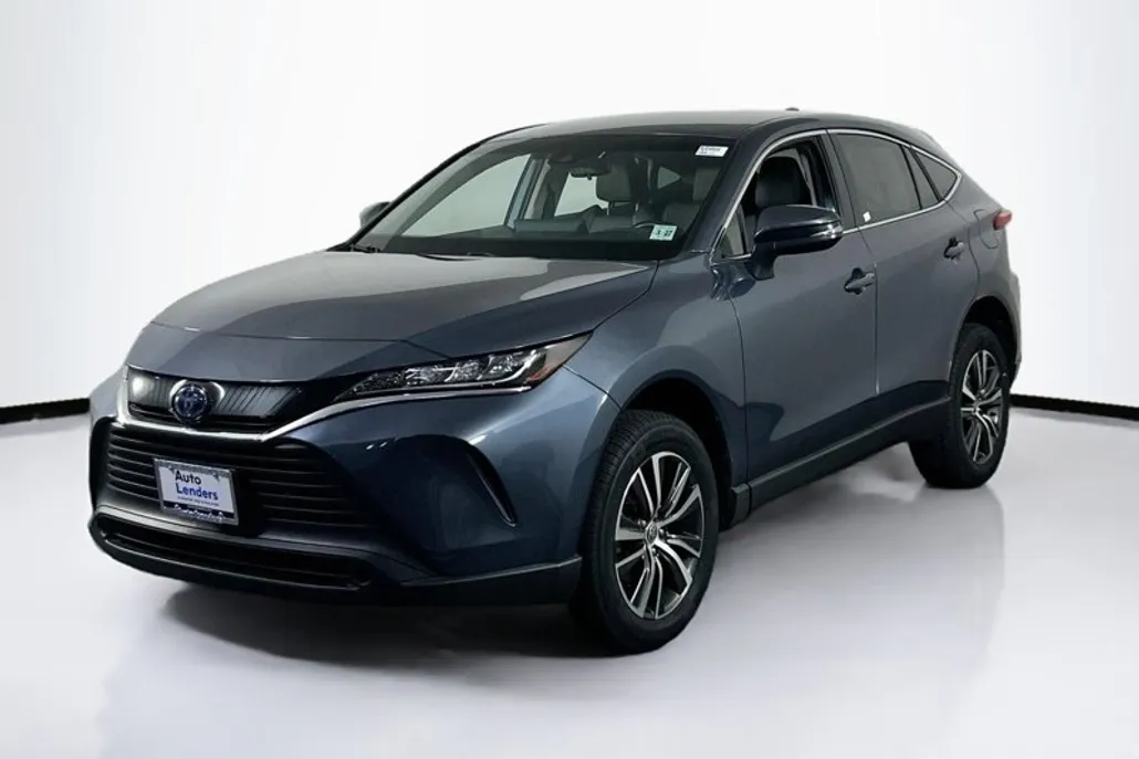 2022 Toyota Venza LE photo 1
