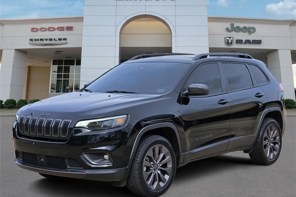 2021 Jeep Cherokee Latitude Lux photo 1