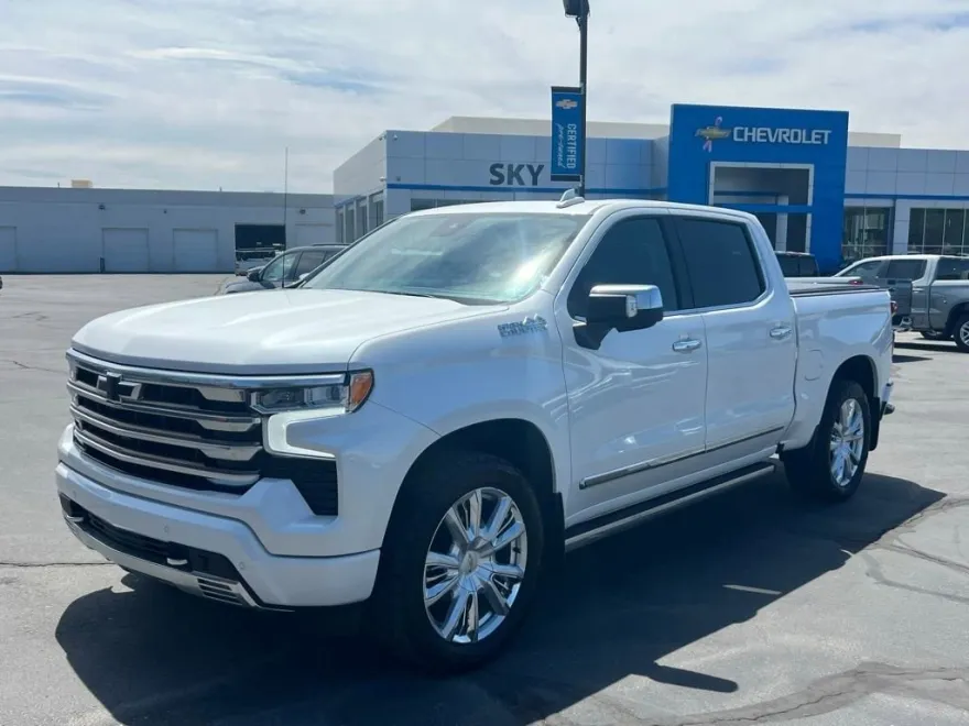2022 Chevrolet Silverado 1500 High Country photo 1