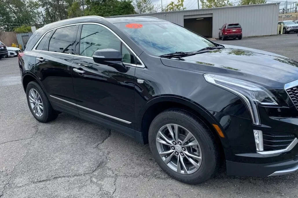 2023 Cadillac XT5 Premium Luxury photo 1