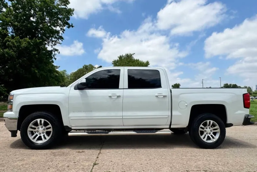 2015 Chevrolet Silverado 1500 LT photo 1