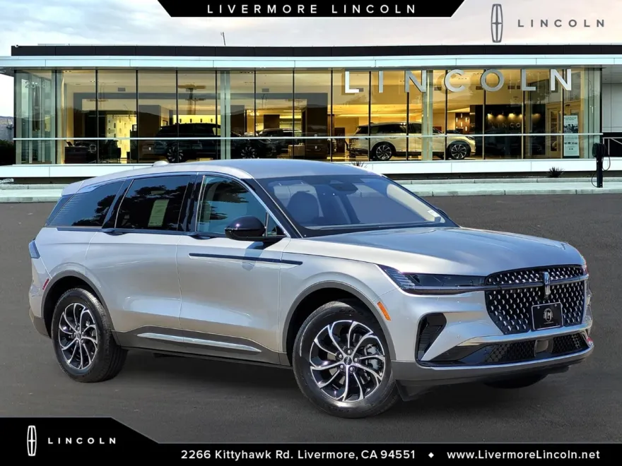 2025 Lincoln Nautilus Premiere photo 1