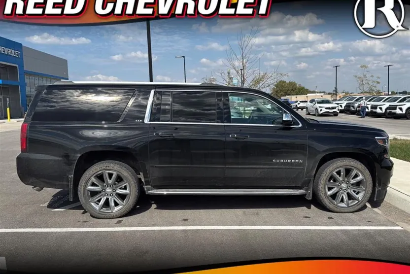 2015 Chevrolet Suburban LTZ photo 1