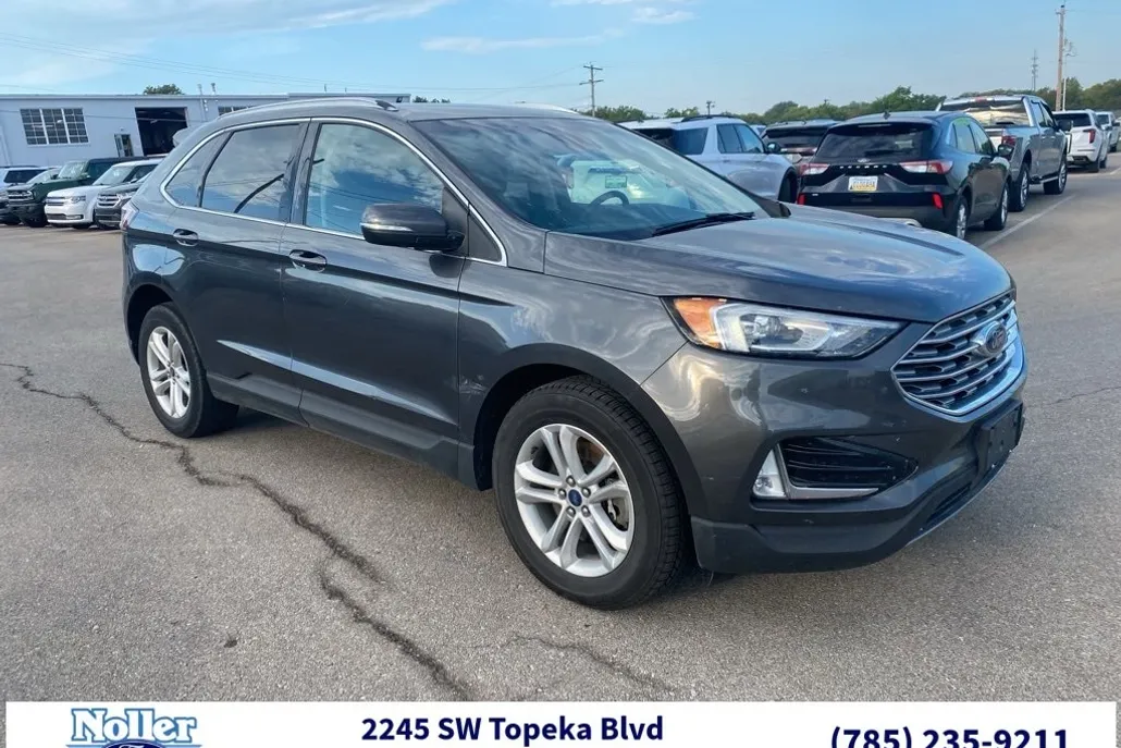 2020 Ford Edge SEL photo 1