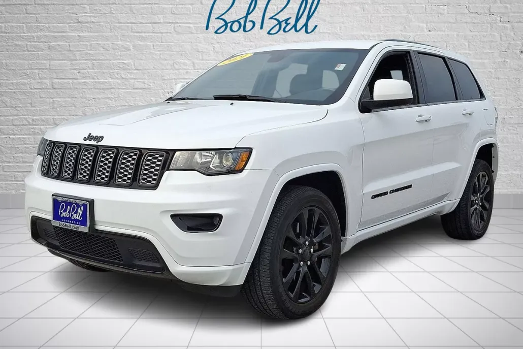 2021 Jeep Grand Cherokee Laredo X photo 1