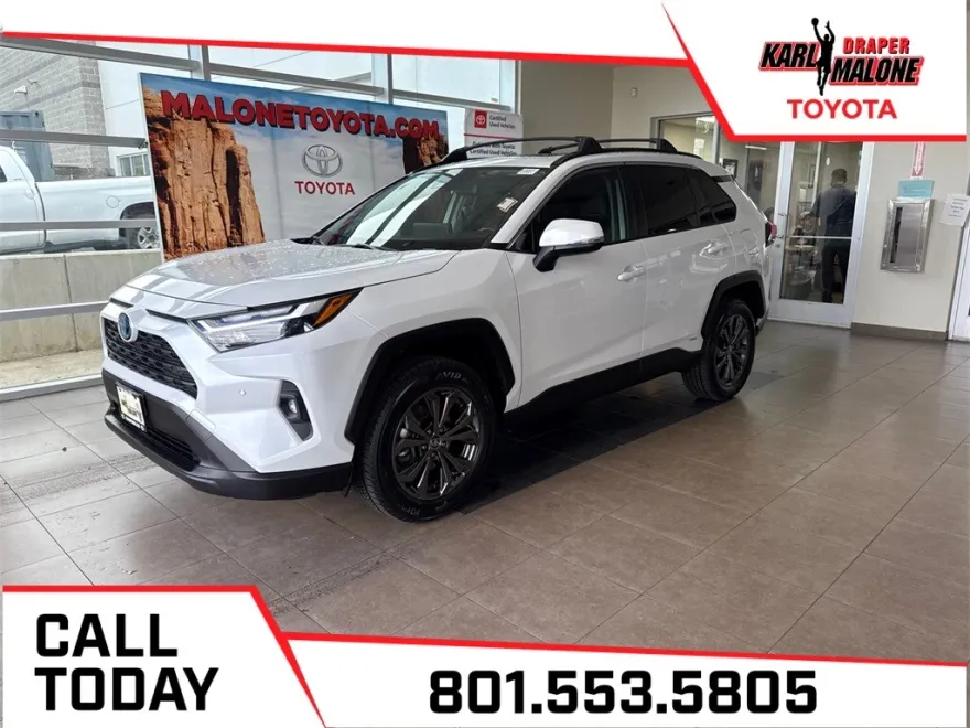 2024 Toyota RAV4 Hybrid XLE Premium photo 1
