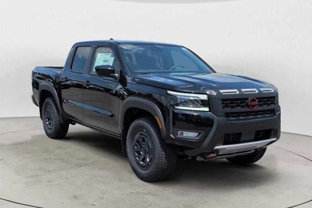 2025 Nissan Frontier PRO-4X photo 1
