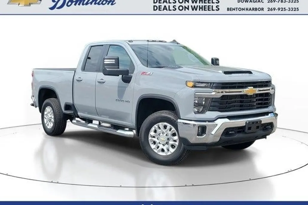 2024 Chevrolet Silverado 2500HD LT photo 1