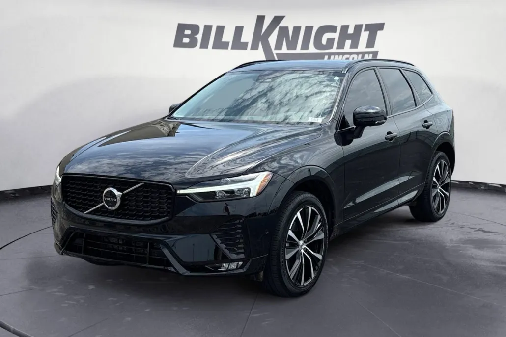 2023 Volvo XC60 B5 Ultimate photo 1