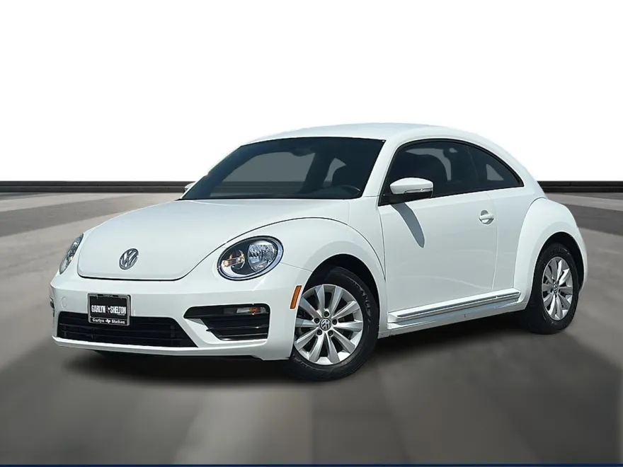 2019 Volkswagen Beetle S photo 1