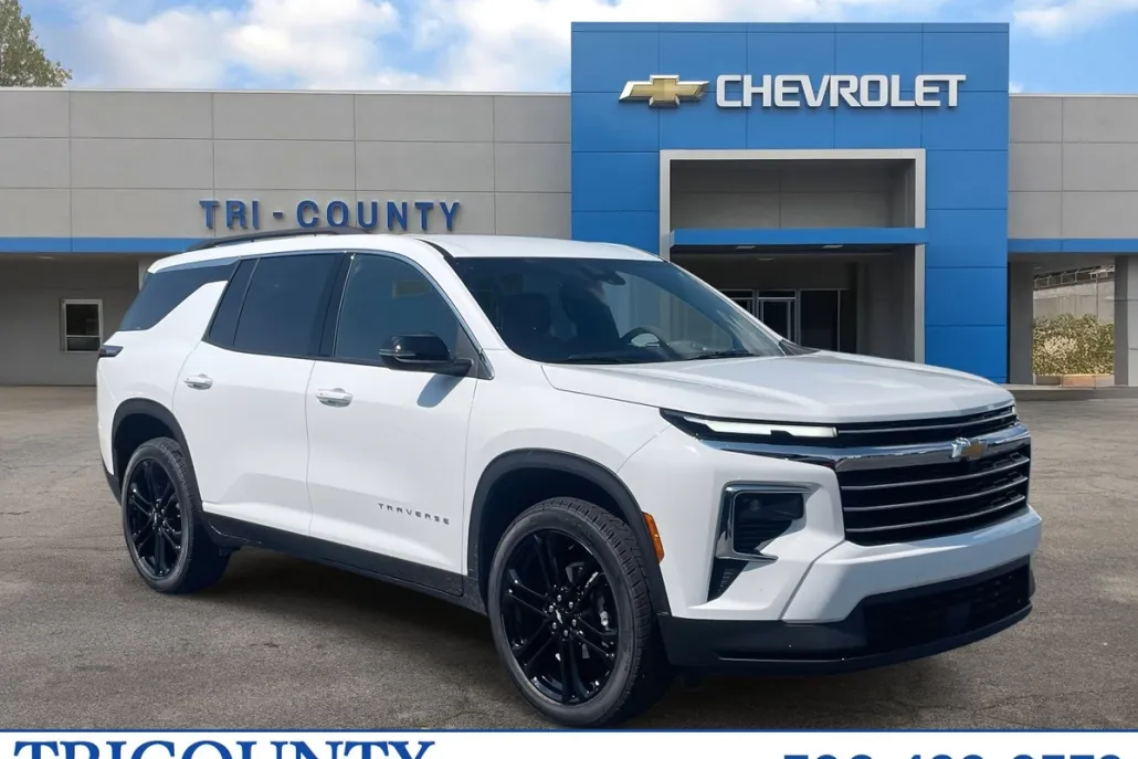 2025 Chevrolet Traverse photo 1