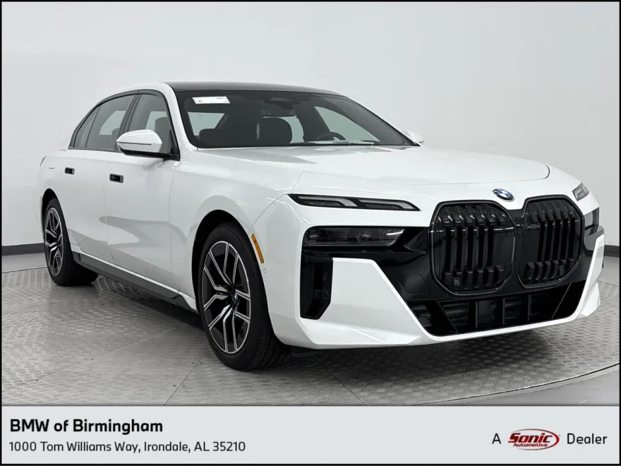 2025 Bmw 740i photo 1