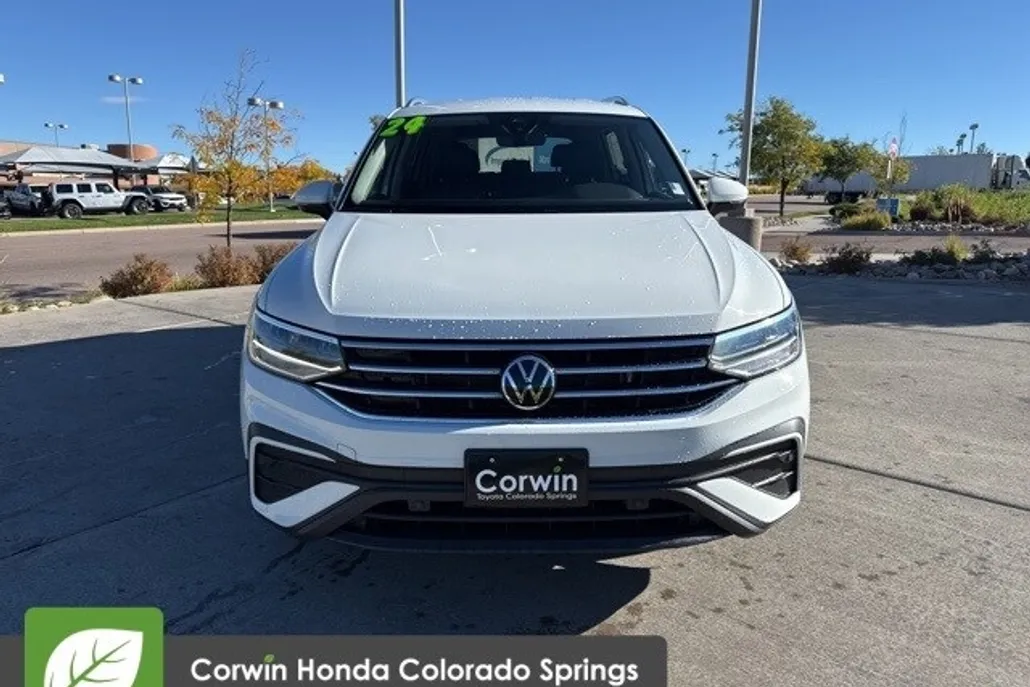 2024 Volkswagen Tiguan SE Wolfsburg Edition photo 1