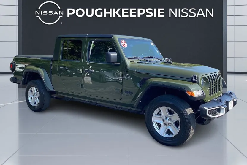 2022 Jeep Gladiator Sport S photo 1