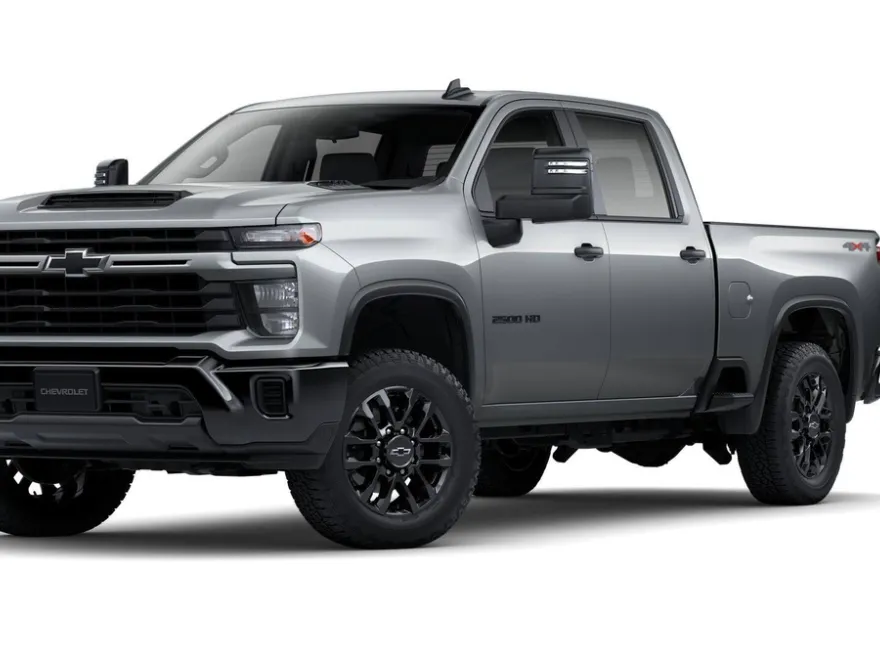 2025 Chevrolet Silverado 2500HD Custom photo 1
