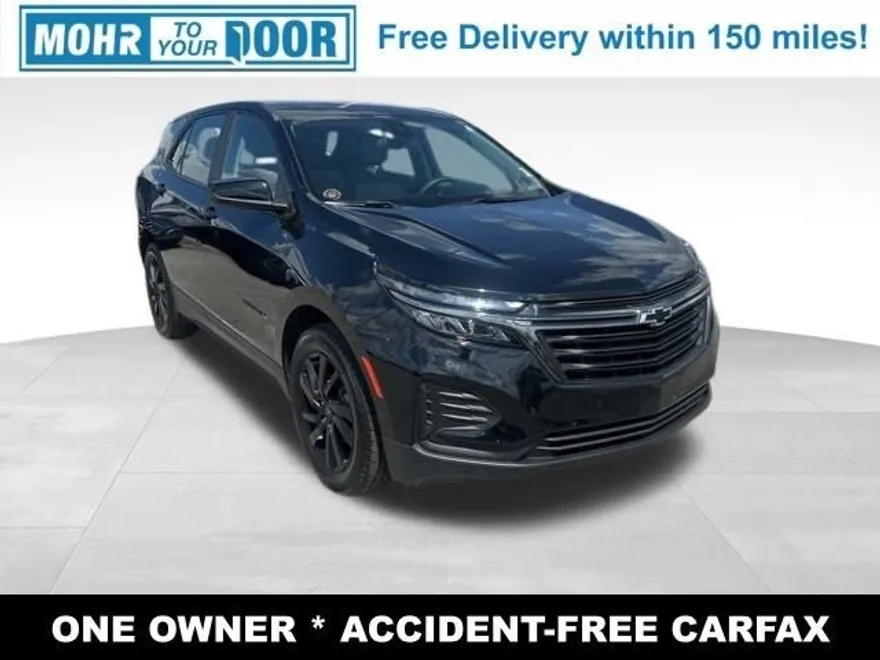 2023 Chevrolet Equinox LS photo 1